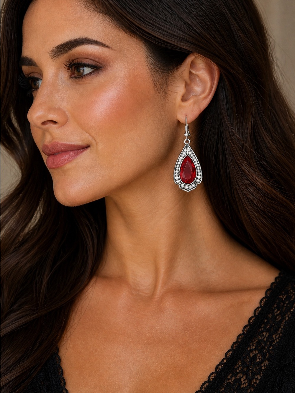✨ Red Gem Teardrop Rhinestone Earrings ✨